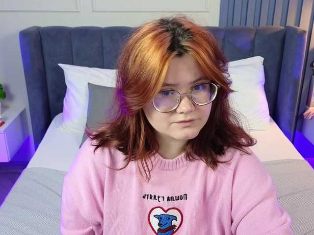Alicezen live cam on BongaCams