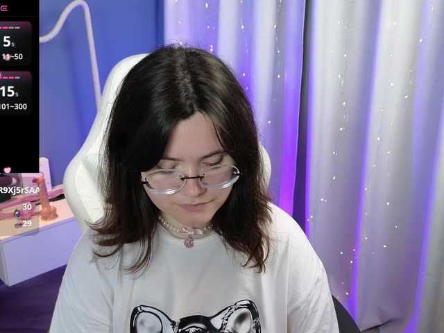 Alicezen live webcam show