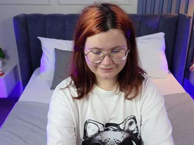 Alicezen live cam on BongaCams