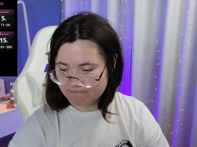Alicezen live webcam show