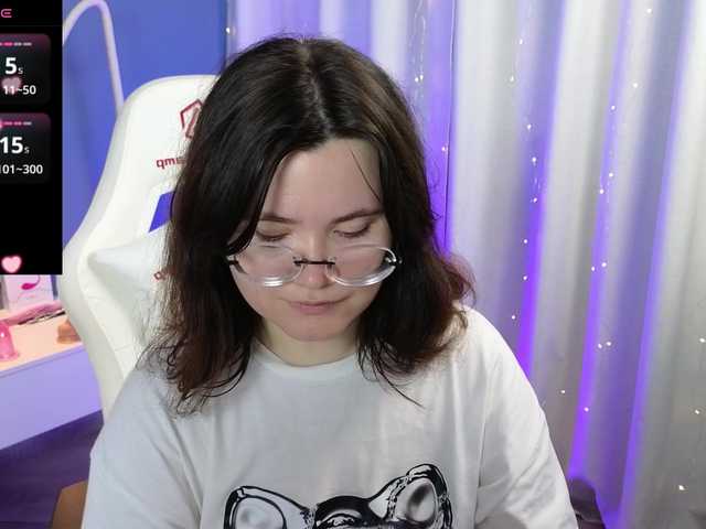 Alicezen live webcam show
