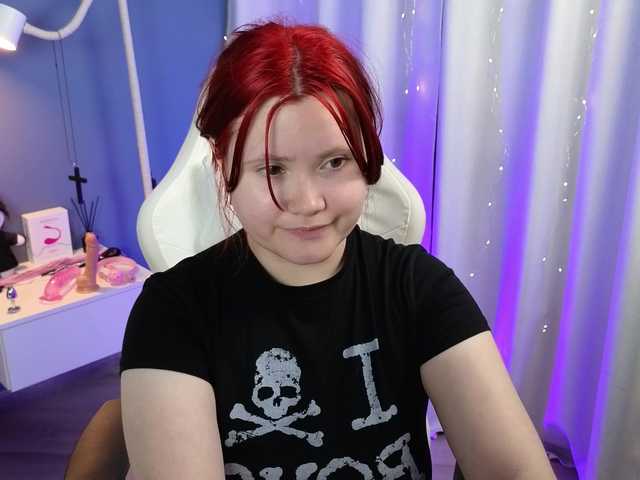 Alicezen live cam on BongaCams