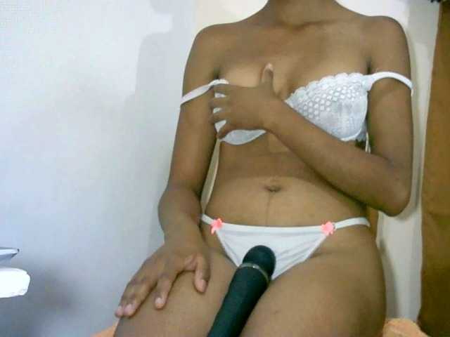 Jhoannah live cam on BongaCams