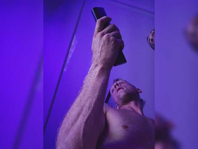 gafs-br0thers live cam on BongaCams