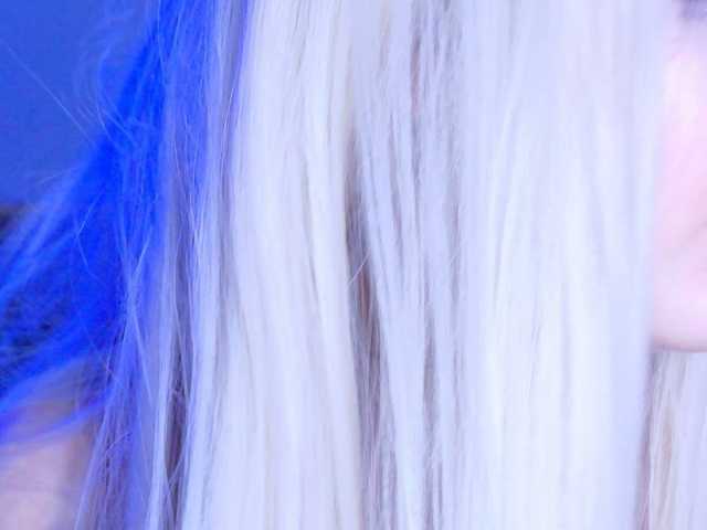 lolykari live cam on BongaCams