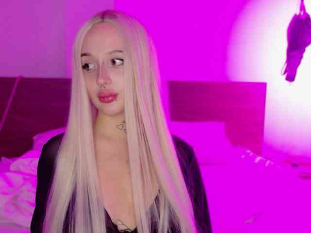 lolykari webcam