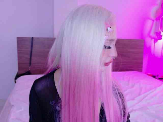 lolykari webcam