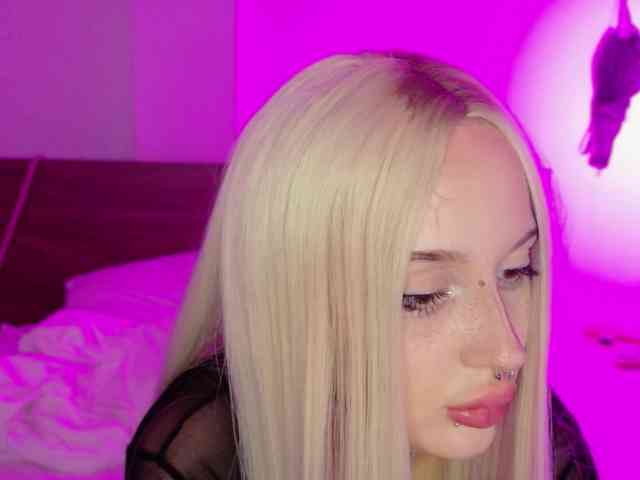 lolykari webcam