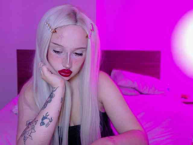 lolykari webcam