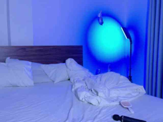 lolykari webcam