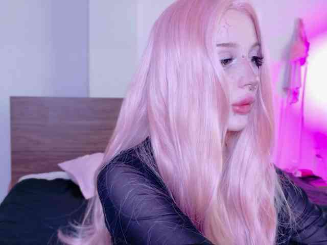 lolykari webcam