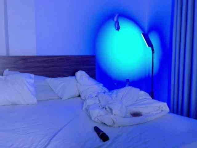 lolykari webcam