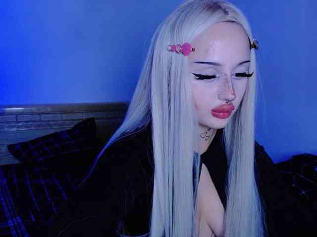 lolykari webcam