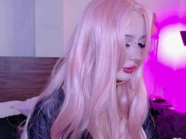 lolykari webcam