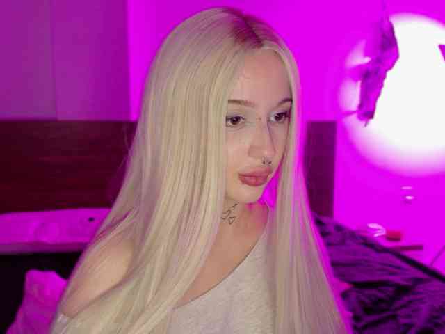 lolykari webcam