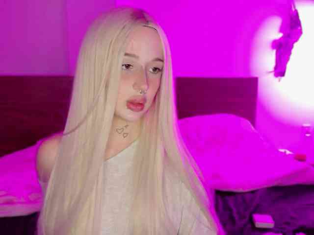 lolykari webcam
