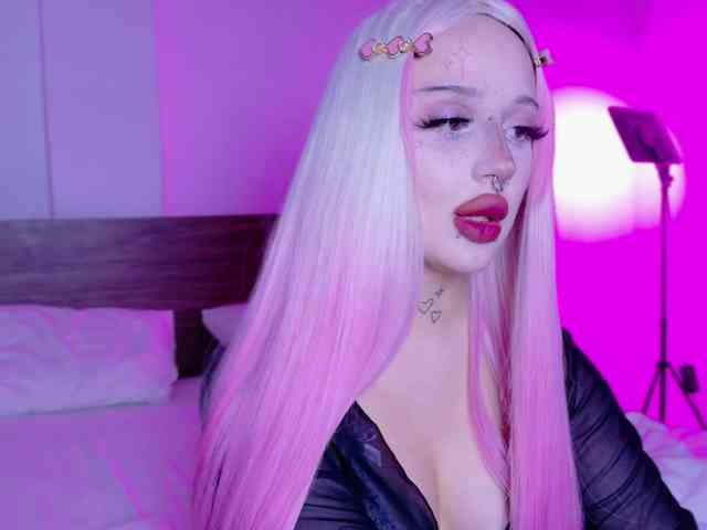 lolykari webcam
