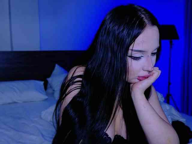 lolykari webcam