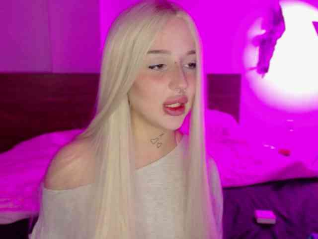 lolykari webcam