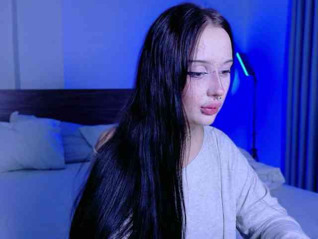 lolykari webcam