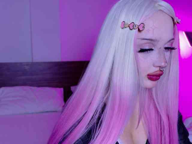 lolykari webcam