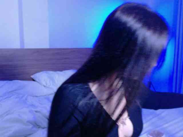 lolykari webcam