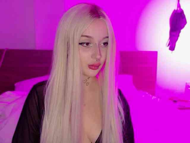 lolykari webcam
