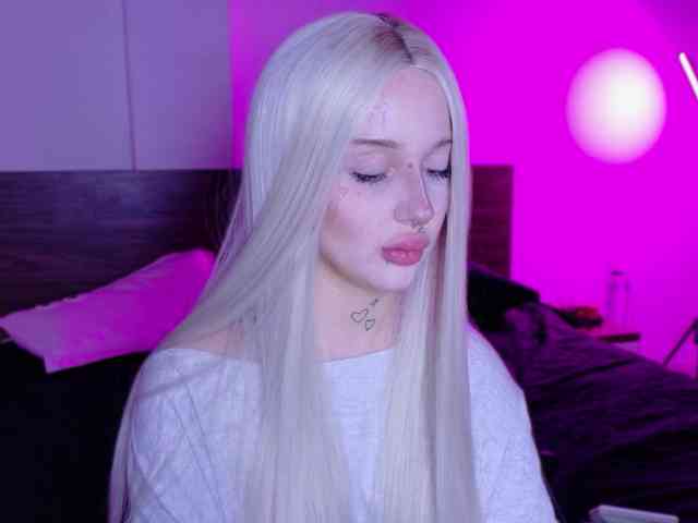 lolykari webcam