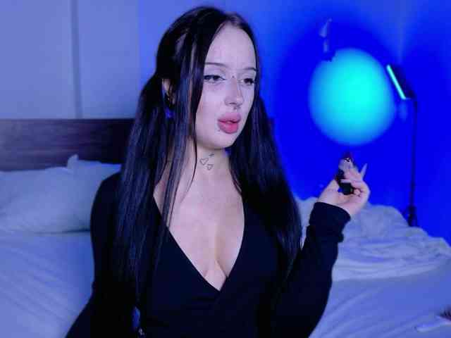 lolykari webcam