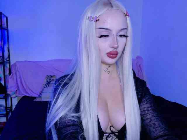 lolykari webcam