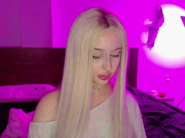lolykari webcam
