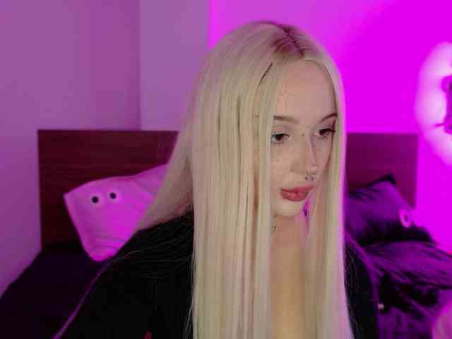 lolykari webcam