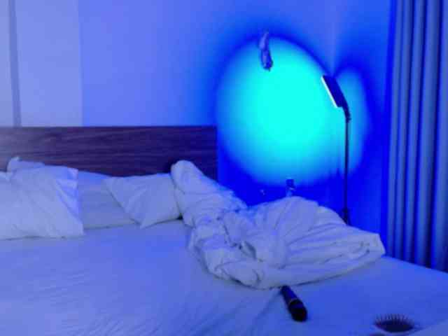 lolykari webcam