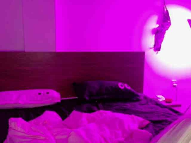 lolykari webcam