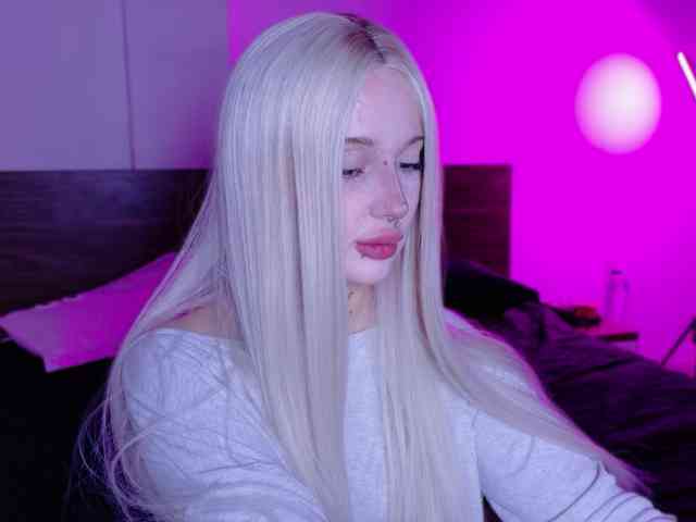lolykari webcam
