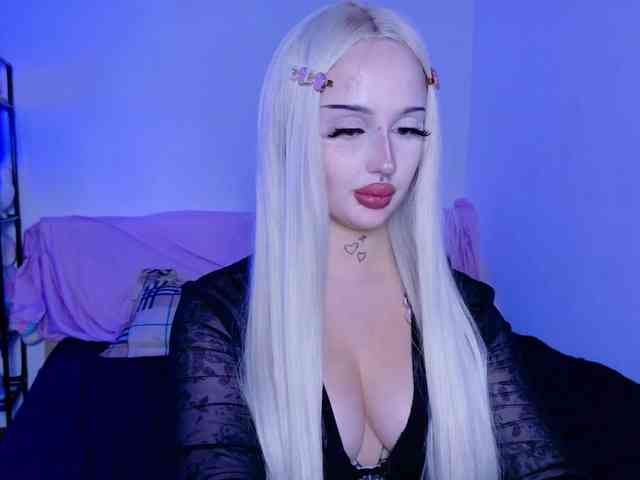 lolykari webcam