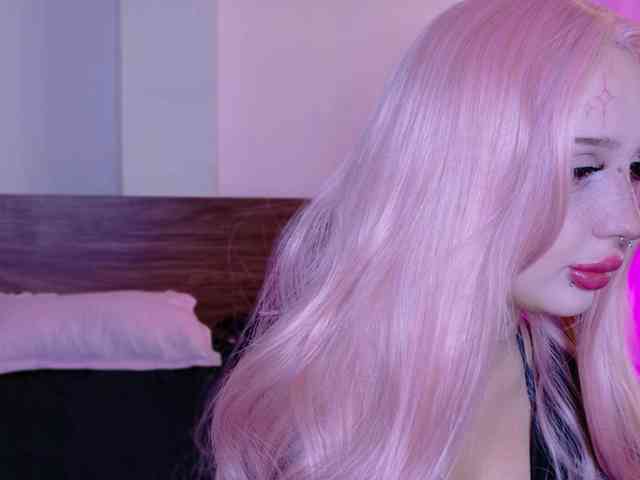 lolykari webcam