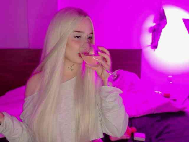 lolykari webcam