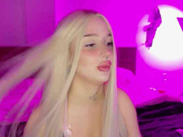 lolykari webcam