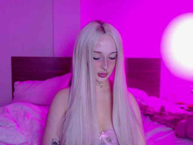 lolykari webcam