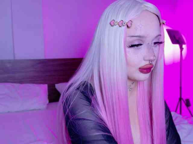 lolykari webcam