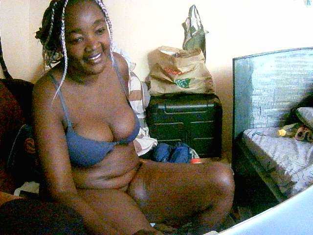 funlovingbabe live cam on BongaCams