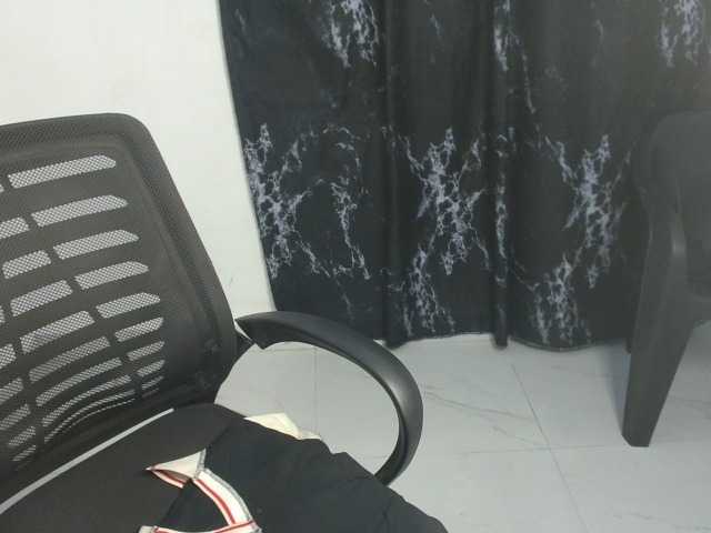 Nasty-fatpussyy