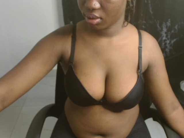 Nasty-fatpussyy
