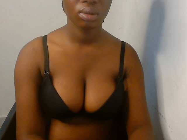 Nasty-fatpussyy's BongaCams show and profile