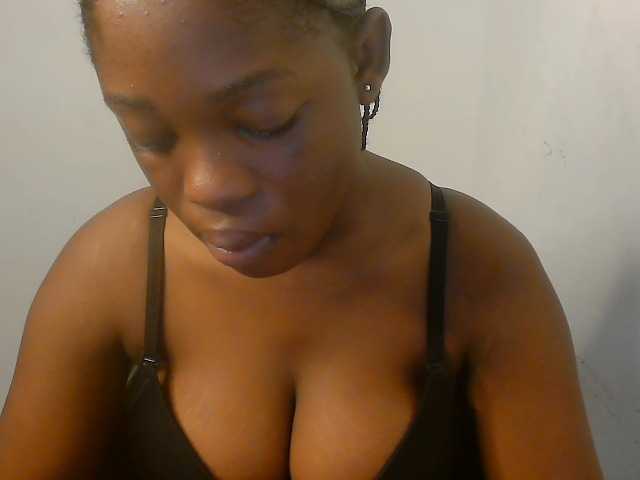 Nasty-fatpussyy's BongaCams show and profile