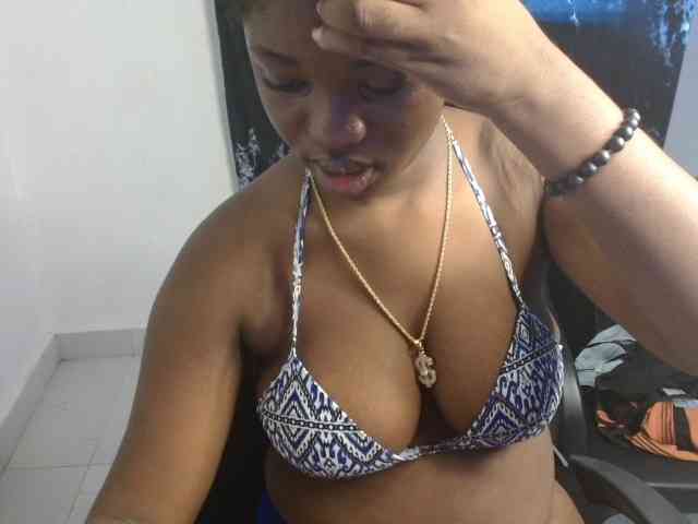 Creamy-blueberry webcam