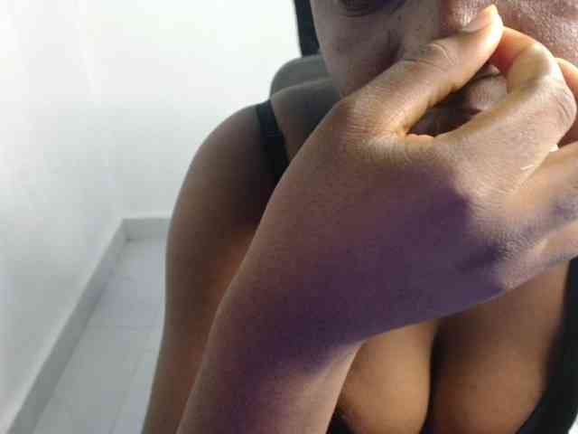 Nasty-fatpussyy webcam