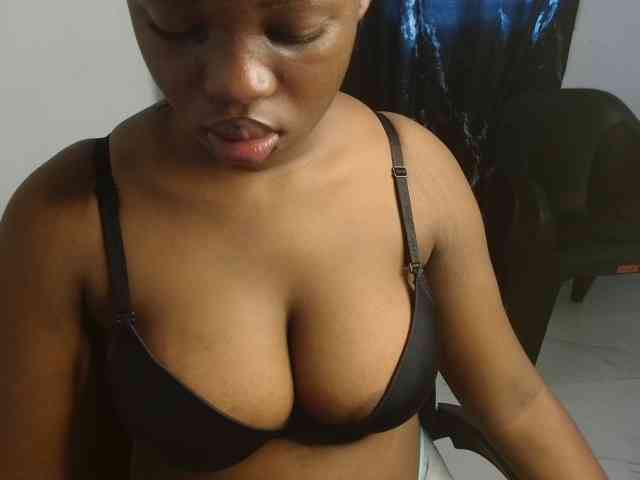 Nasty-fatpussyy webcam