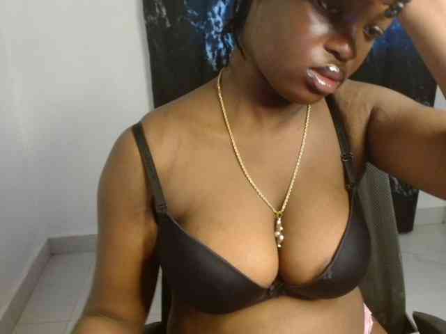 Creamy-blueberry webcam